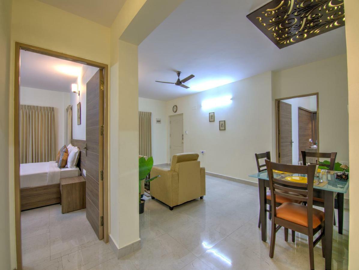 Sunshine Suites Grand Deluxe Bangalore Exterior foto